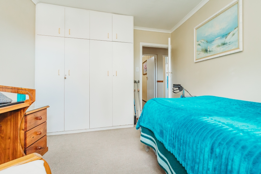 4 Bedroom Property for Sale in Loerie Park Western Cape
